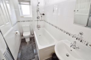 Photo 17- click for photo gallery